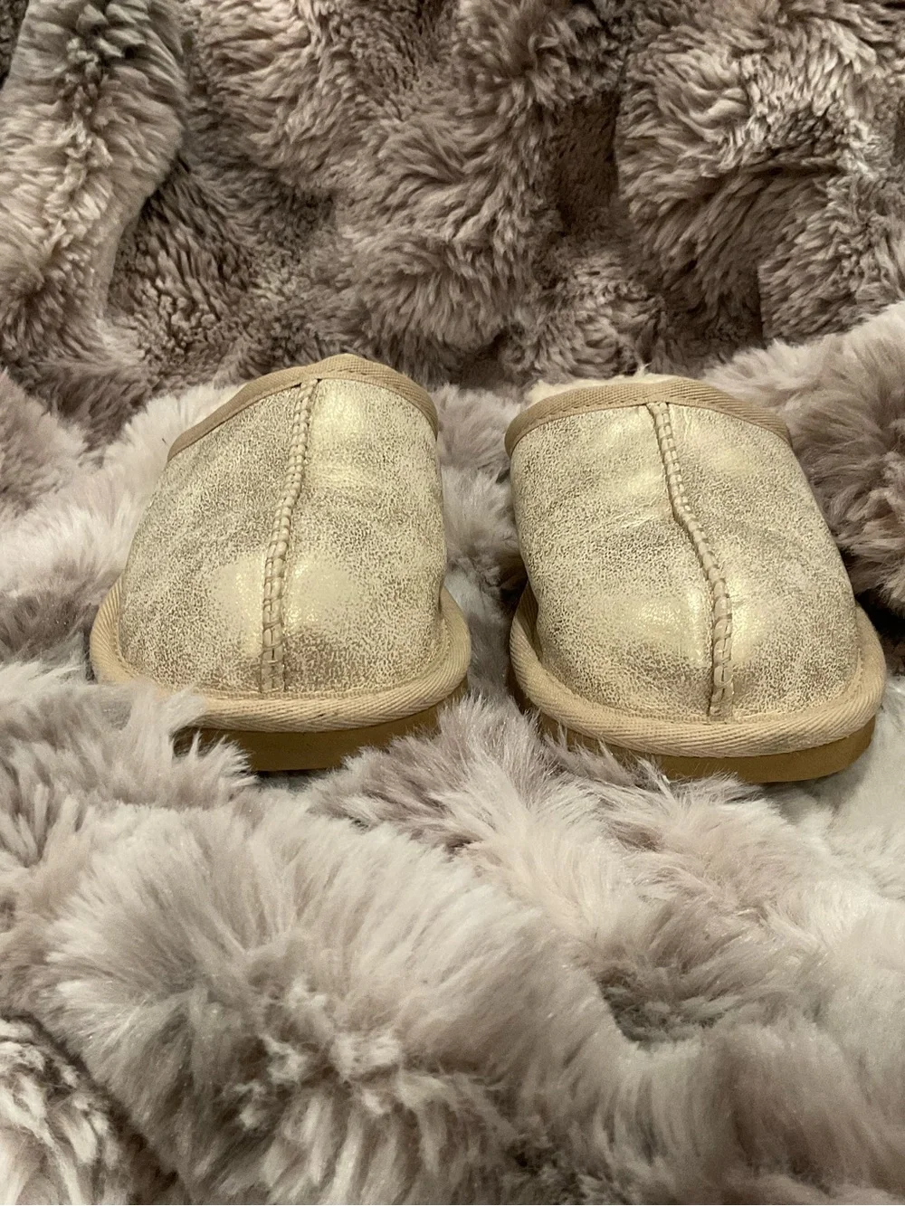 UGG Kids Metallic Cream Shearling Lined Slippers